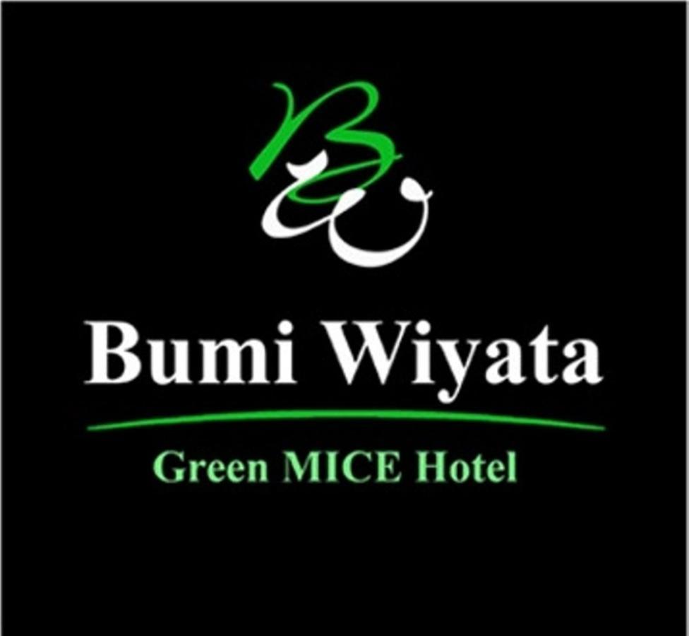 Bumi Wiyata Hotel Депок Екстер'єр фото
